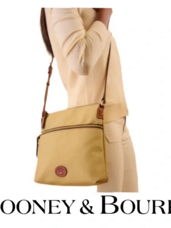 Dooney & Bourke Handbags - Vintage Dooney & Bourke Women's Crossbody Bag in Khaki